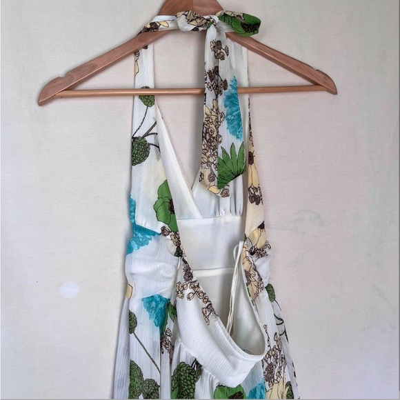 halter backless floral summer dress - Picture 5 of 6